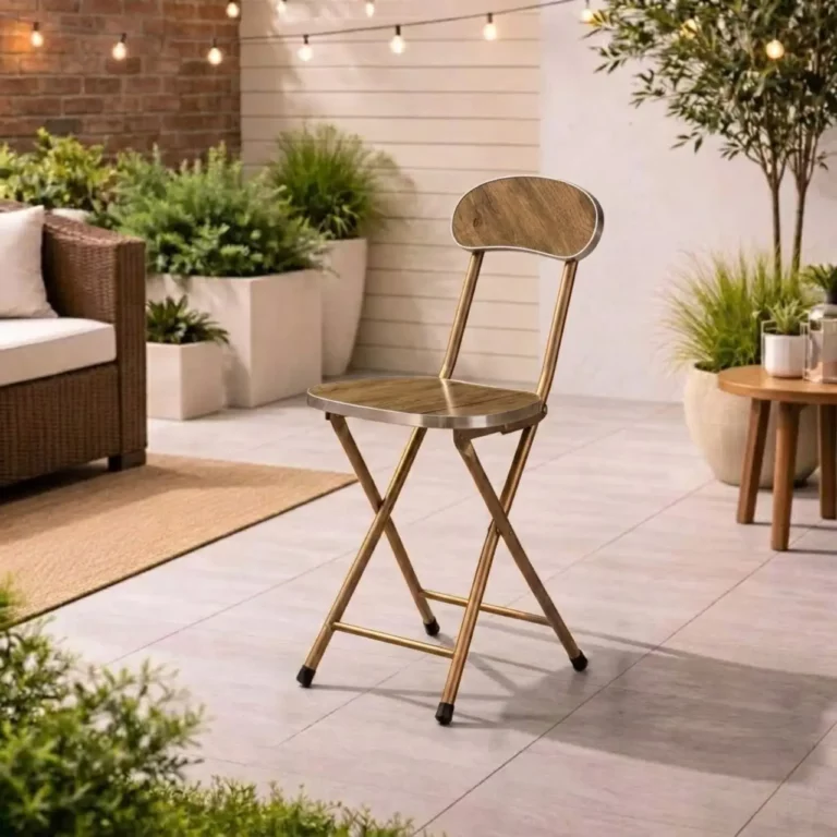 Folding Chair - Brown